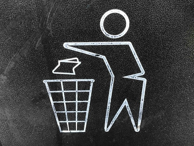 litter sign