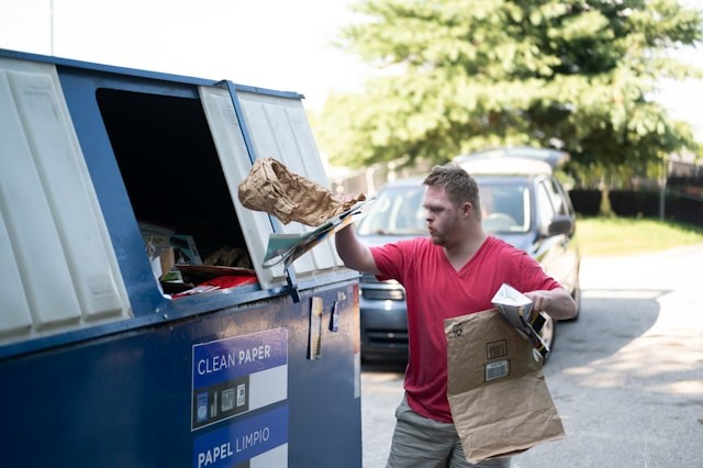 person throw paper out